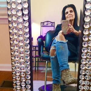 Meet your Posher, Sandy